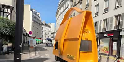 Why FOOH Advertising Should Be Part of Your Marketing Strategy